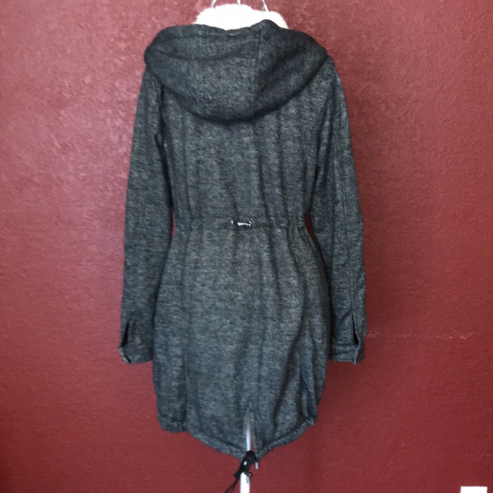 Jacket - Picture 3 of 4